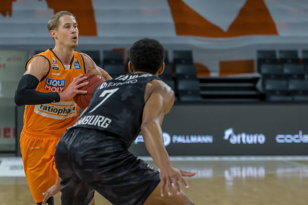 其成功归功 其成功归功