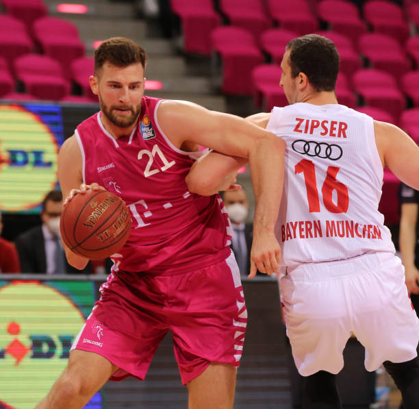 而阿森纳作 而阿森纳作