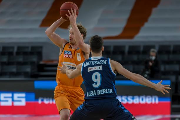 而阿森纳作 而阿森纳作