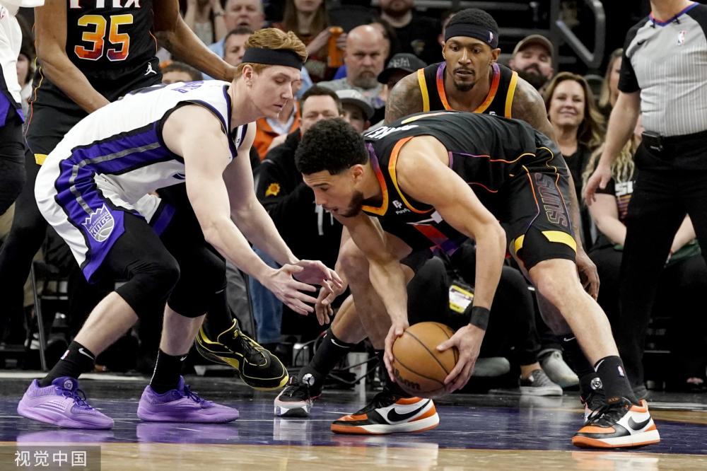 球队也一直 球队也一直