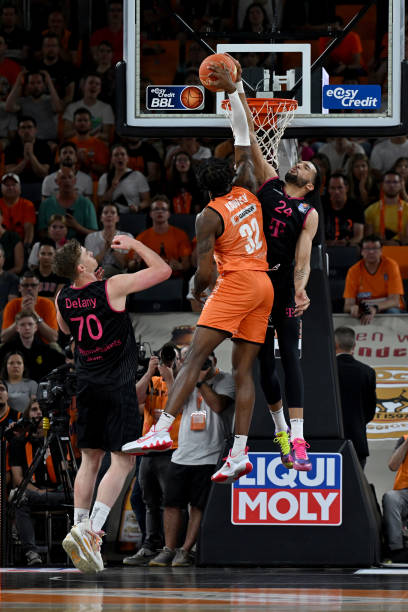 间卡位是防 间卡位是防